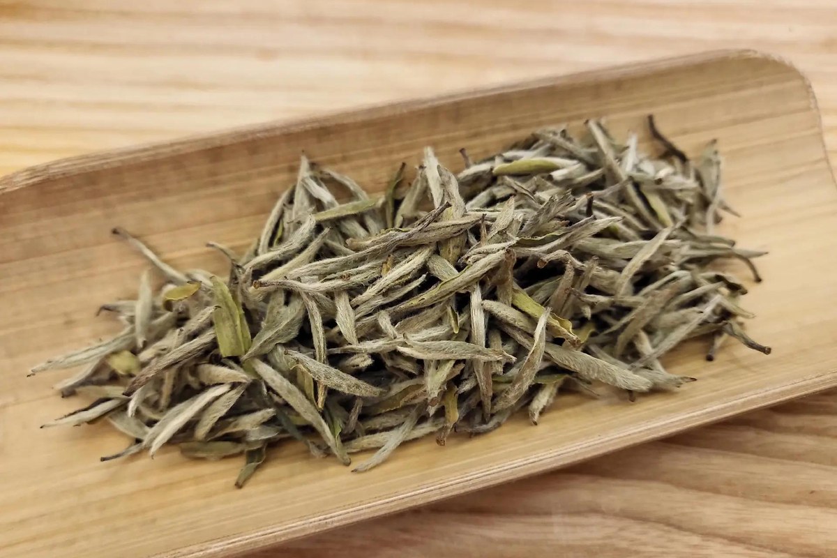 Baihao Yinzhen — Silver Needle white tea, spring buds covered in fine white down
