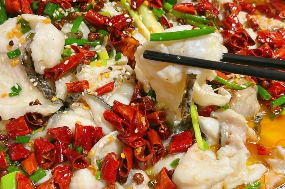 How to Cook Sichuan Boiled Fish: The Chili Oil Bath